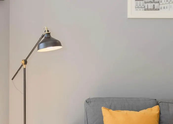 Liiiving In - Silver Light Apartament